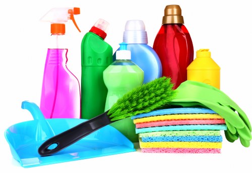 Local cleaning team preparing a Chelsea flat for a one-time clean